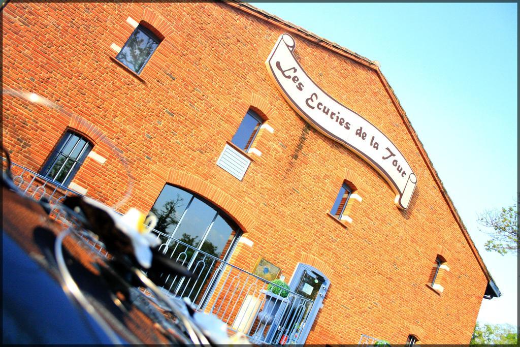 Hotel Les Ecuries De La Tour Mondonville Exterior foto